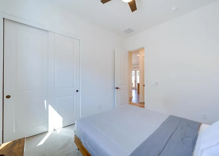 Hiker's Retreat W/ Furnished Patio In Rimrock!